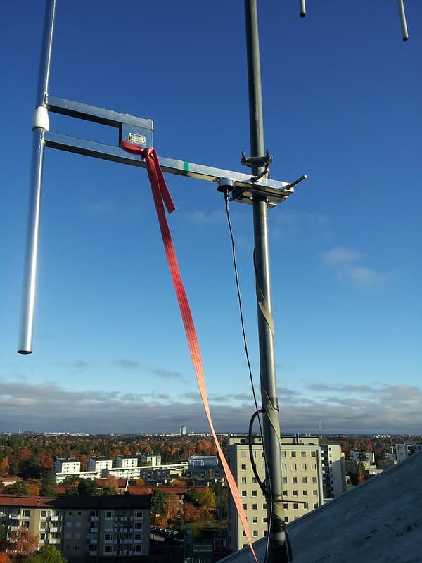 20121023 105839 FM 90,5 transmitter antenna