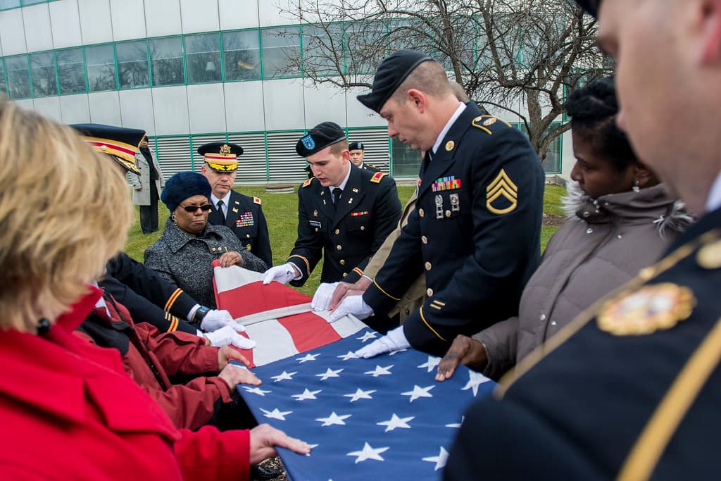 Army Reserve troops retire flag at Argonne National Laboratory