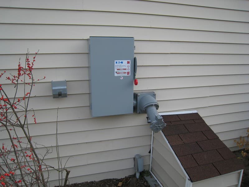 Electrial fixtures to control that backup power generator