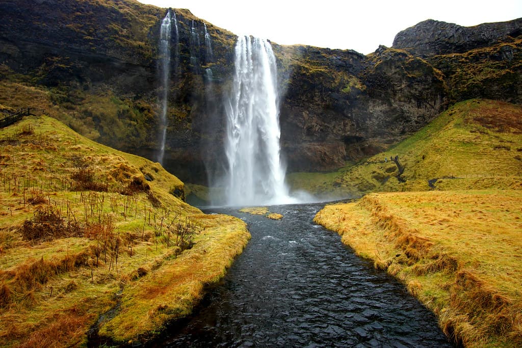 Seljalandsfoss waterfall