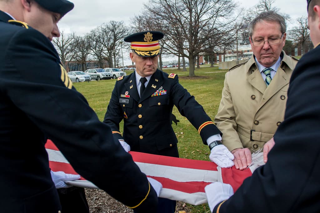 Army Reserve troops retire flag at Argonne National Laboratory