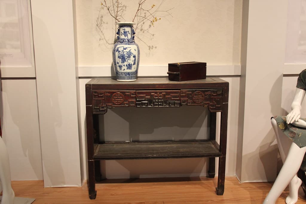 Cheongsam (Qipao) Furniture