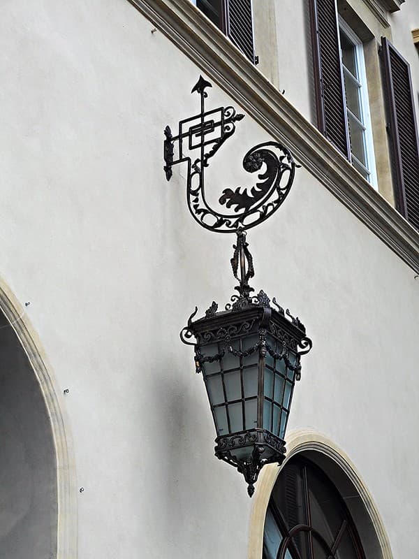 Street-lamp in Florence