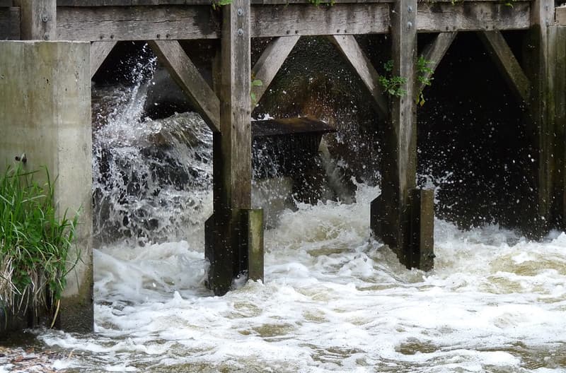 Water leaving the Mapledurham hydro turbine