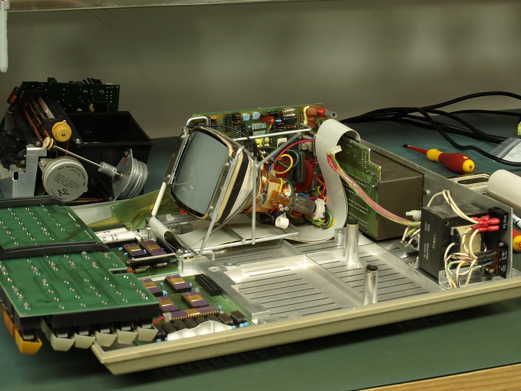 HP85 Computer Teardown