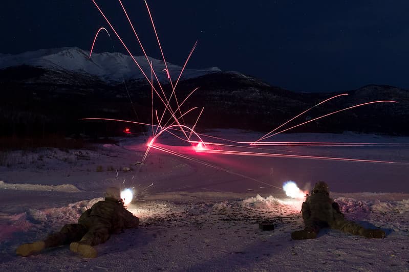 '1 Geronimo' paratroopers fire machine guns at JBER