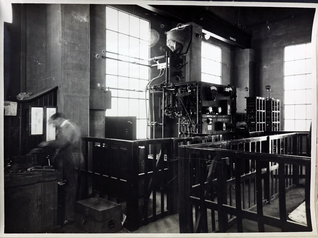 Archives, blackandwhite, controlroom