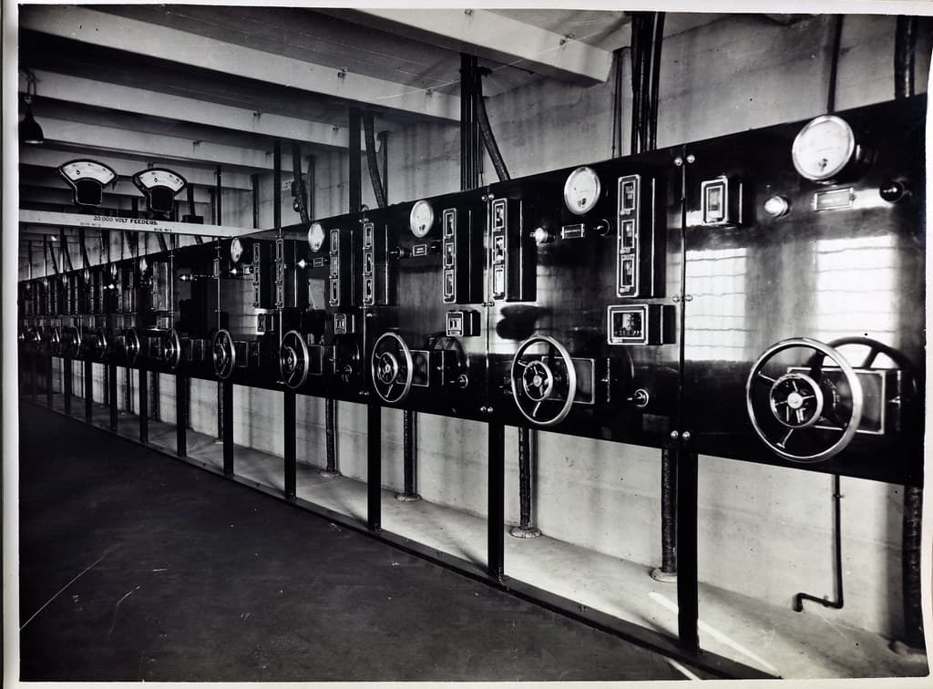 Archives, blackandwhite, caulfield