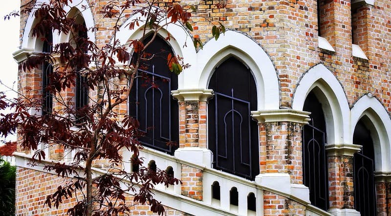 There's an Arch in Architecture