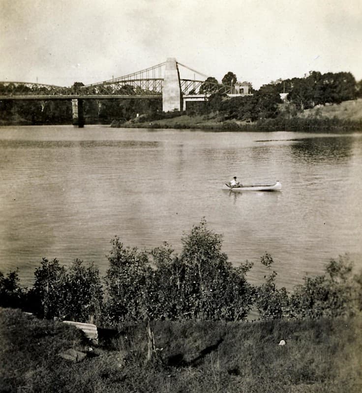 Aussiemobs, bridge, brisbaneriver