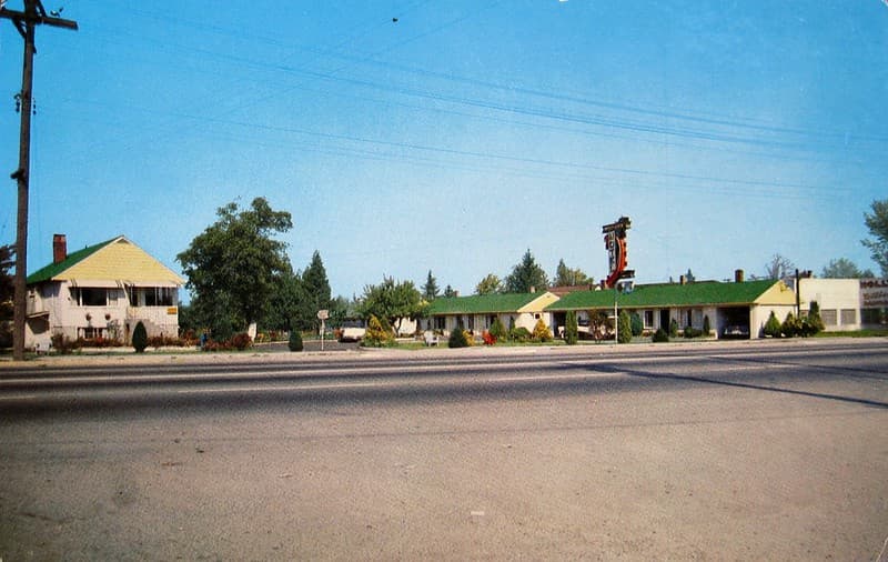 Postcard: Inter-City Motel, Burnaby, BC, c.1950s