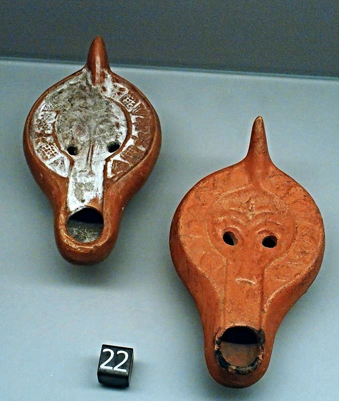 Archaeologicalmuseum, italy, lamp