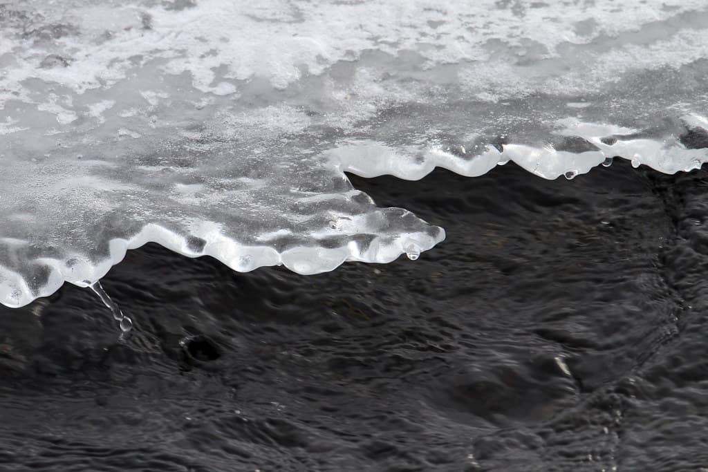 Ice shelf