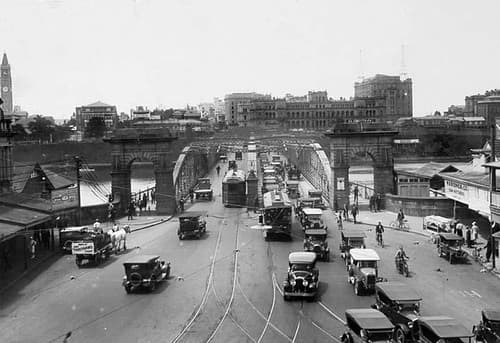 Traffic on Victoria Bridge, looking north - Brisbane