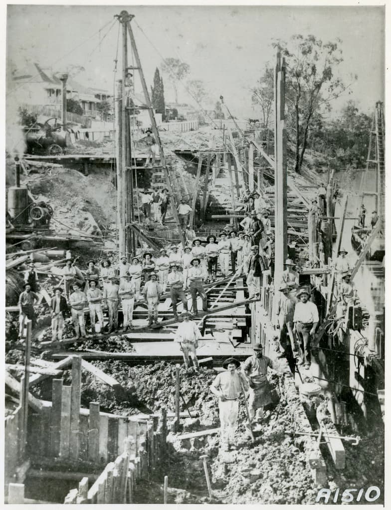 North Quay - Repairing wall on River Bank 1889