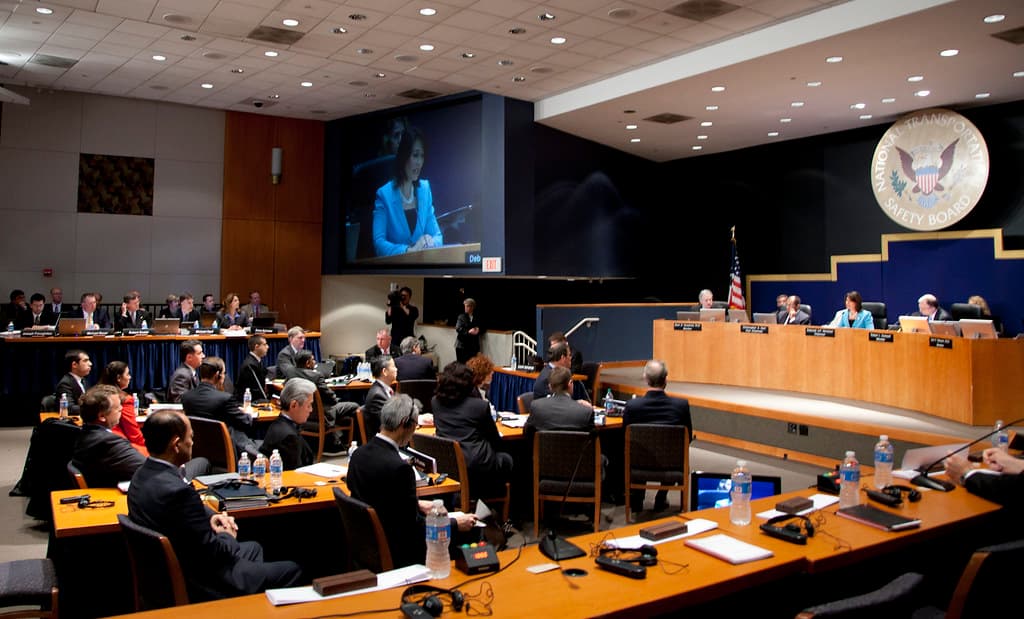 787 Battery Fire Investigative Hearing