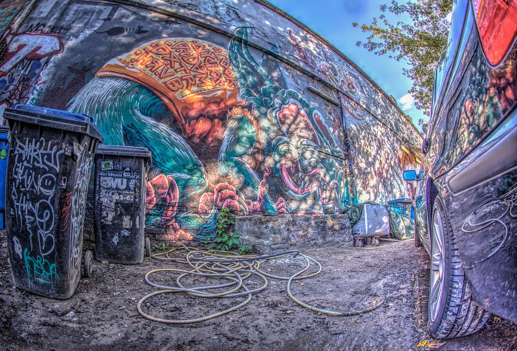 BERLIN GRAFFITI
