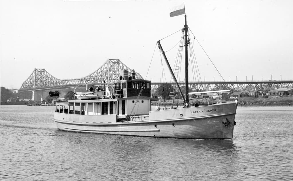 Boat, bridge, brisbane
