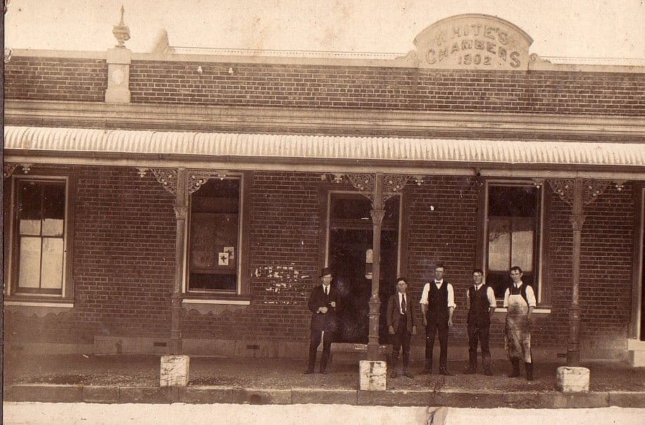 Aussiemobs, australia, building