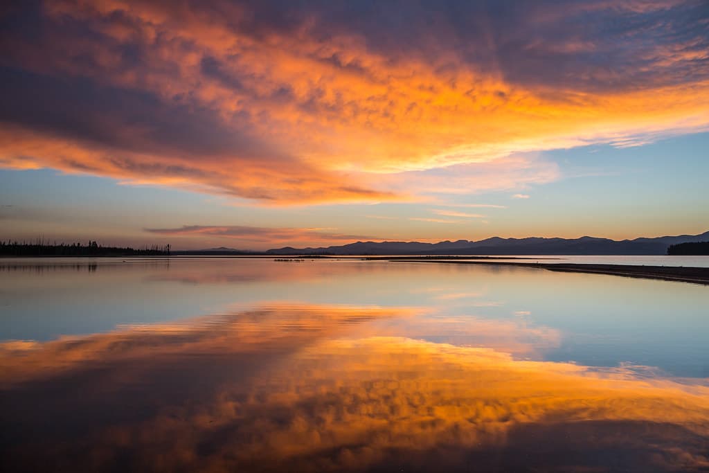 Sunrise on Yellowstone Lake (Flat Mountain Arm)