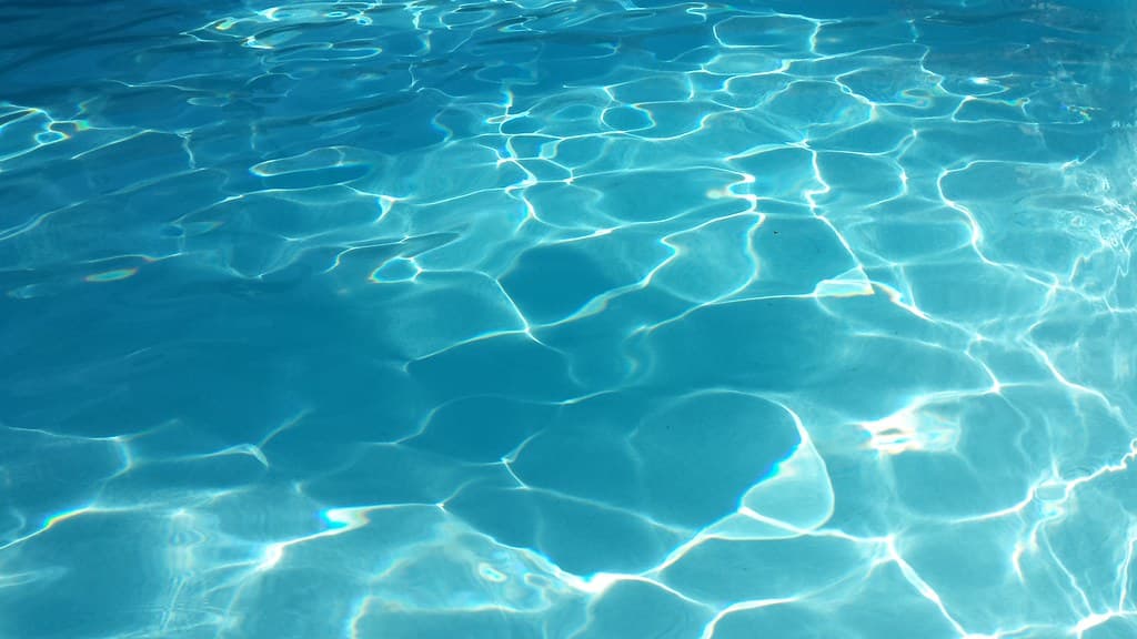 Abstractsunlight, abstractwater, bluewater