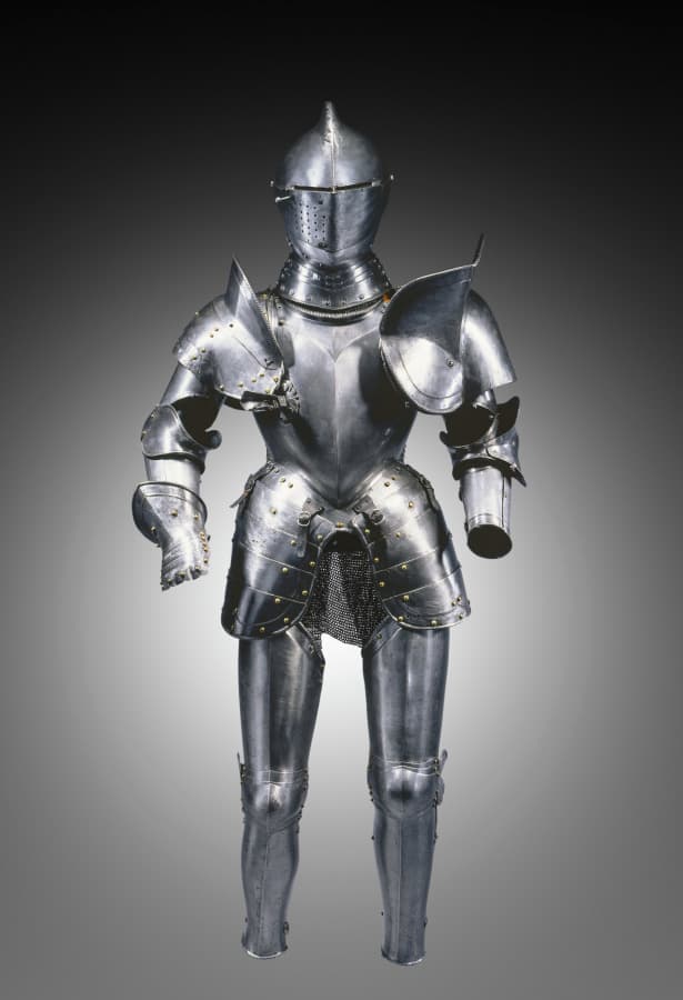 Tilting Suit (composed)