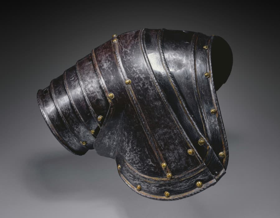 Pauldron for Right shoulder