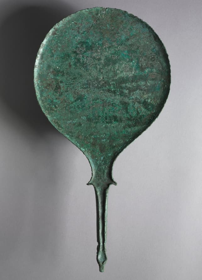Mirror with Engraved Scene: Two Female Figures