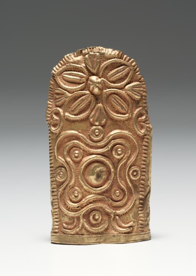 Knife-sheath tip (sika boha)