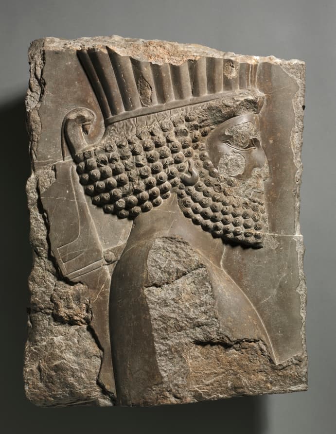 Sculpture, gray, limestone
