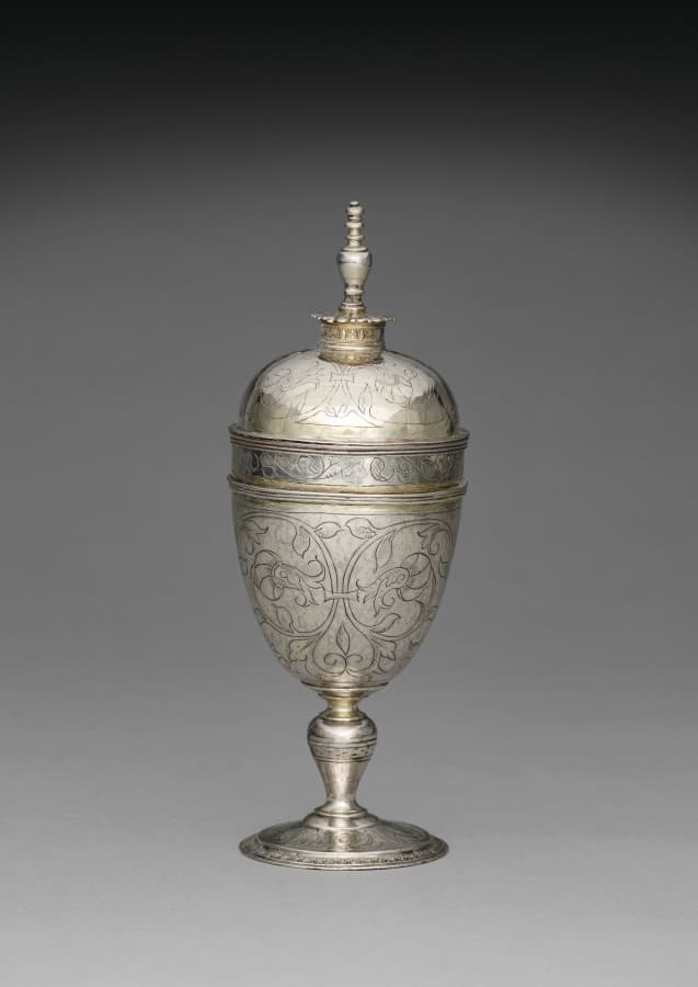 Standing Cup and Cover