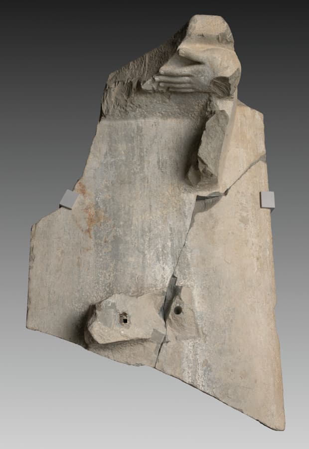 Upper stele with hand for Krishna Lifting Mount Govardhan