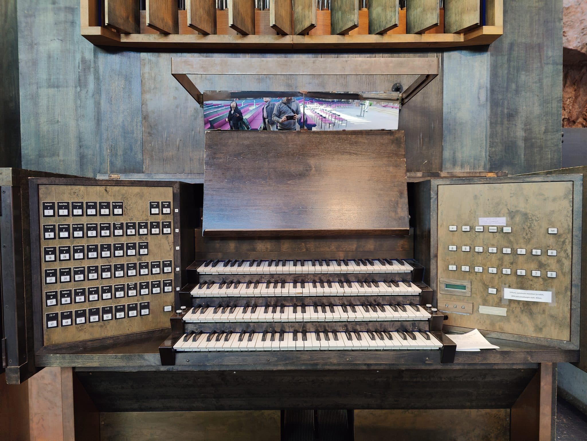 Keyboard, line, piano