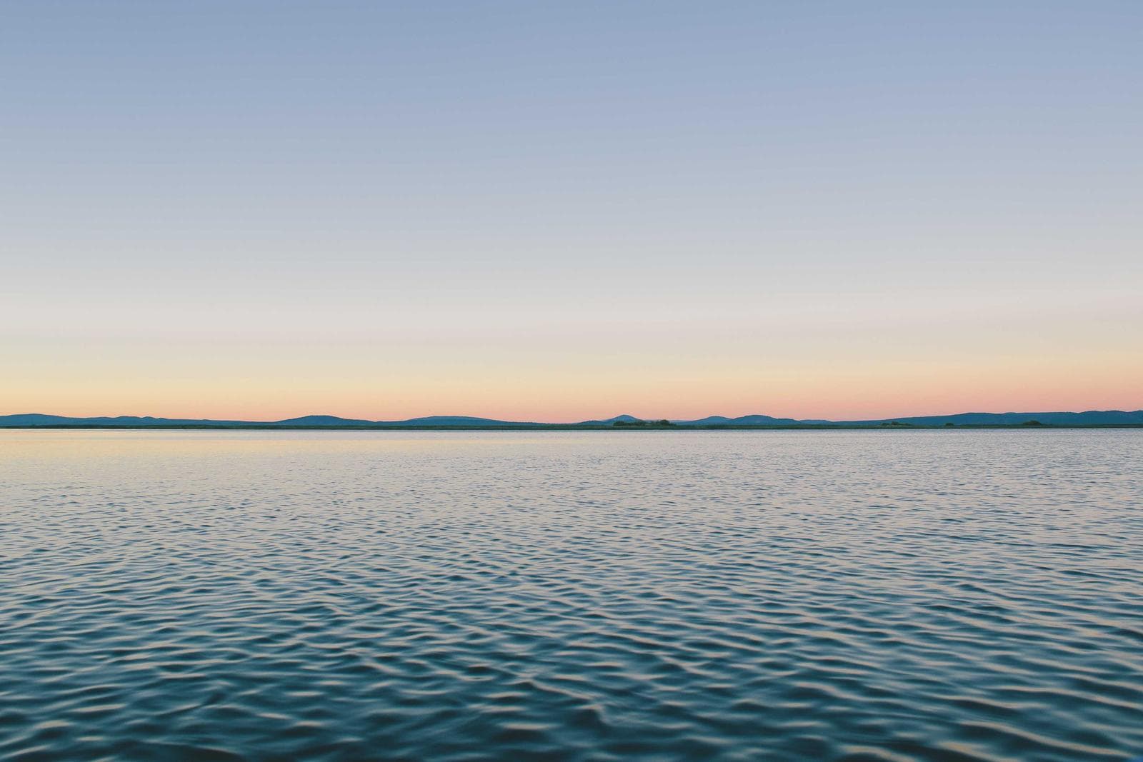 Pale horizon