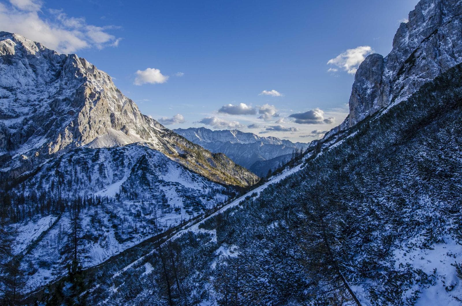 Road under the peaks