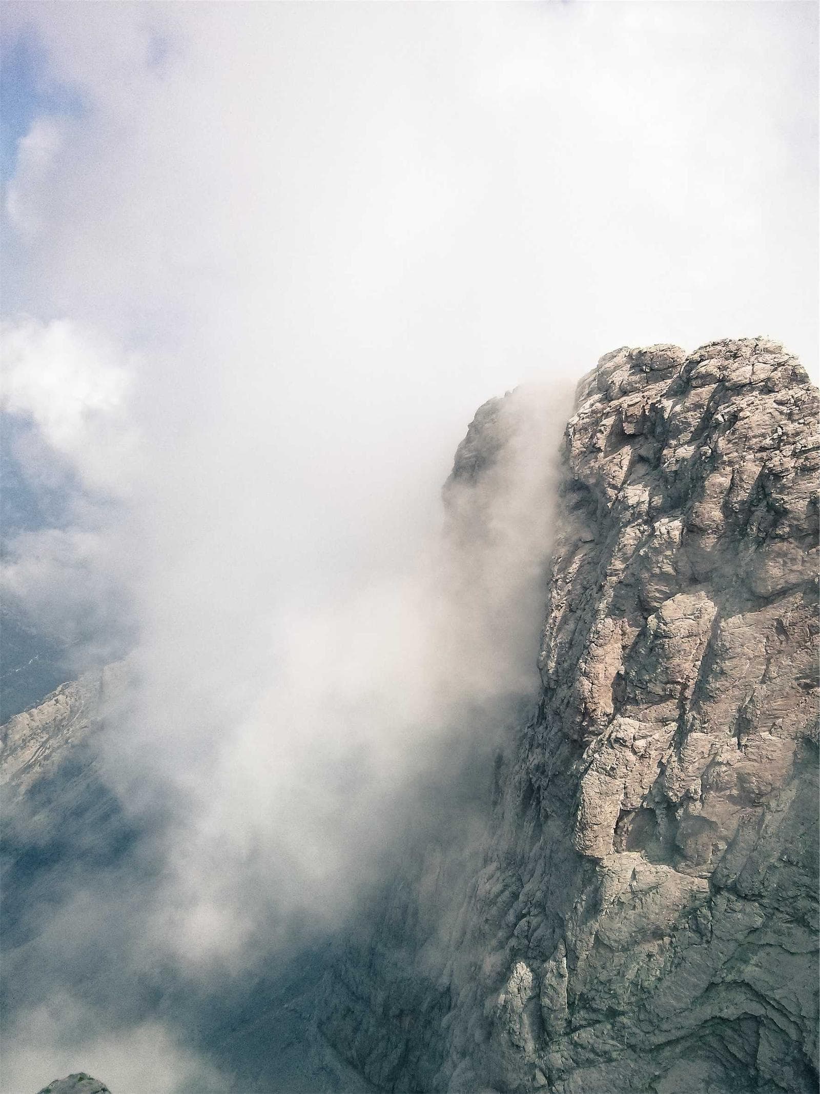 Cloud on rock
