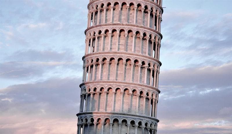 Leaning tower