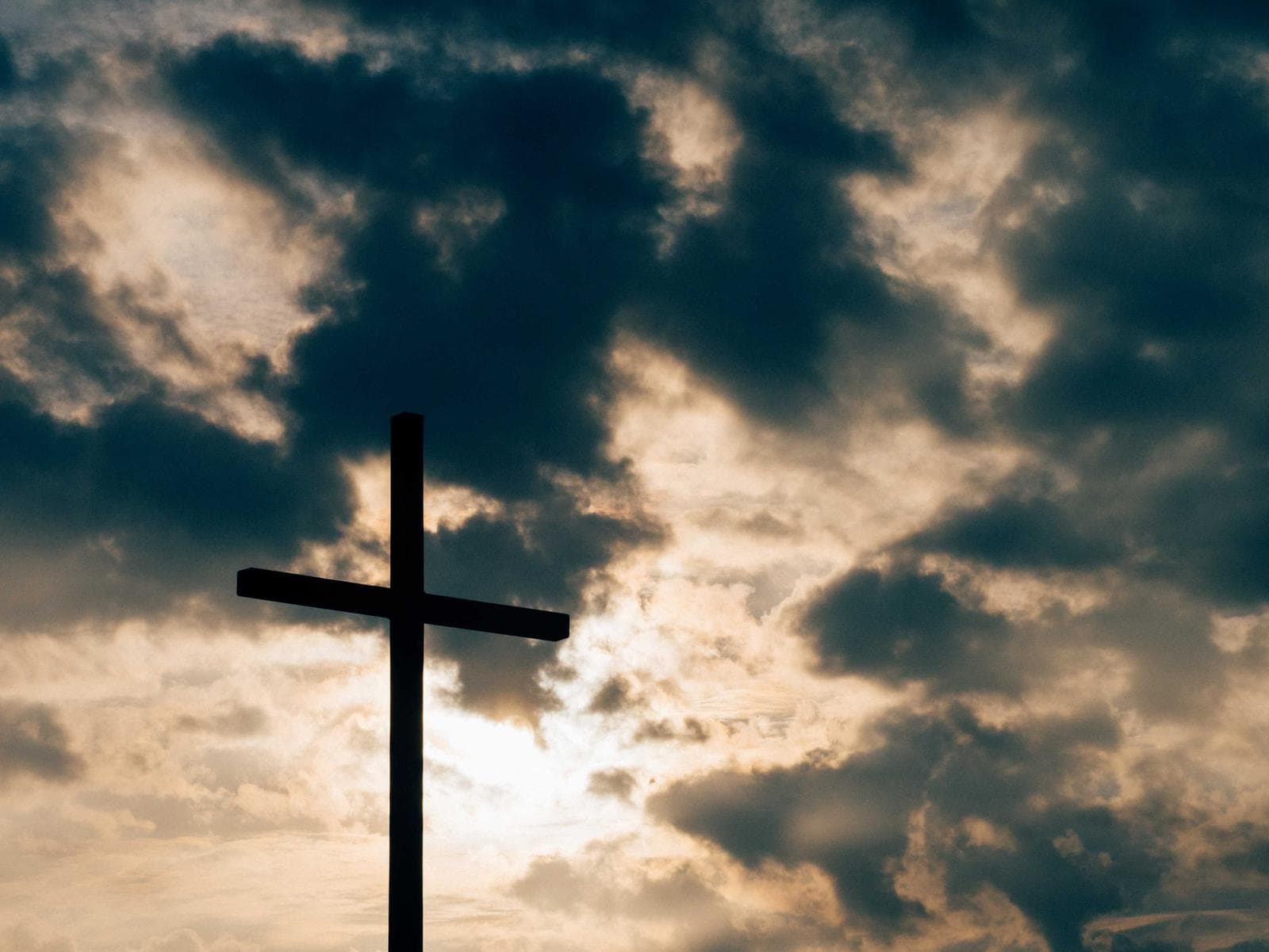 Cross against cloud