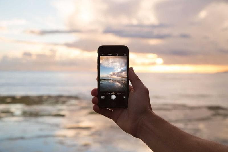 Photographing the sea