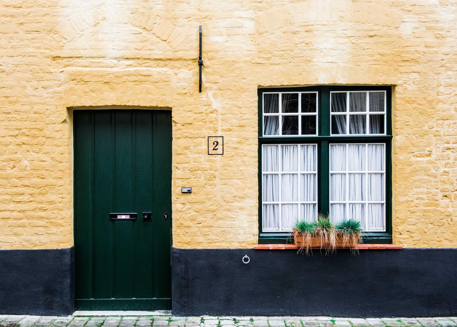 Green door