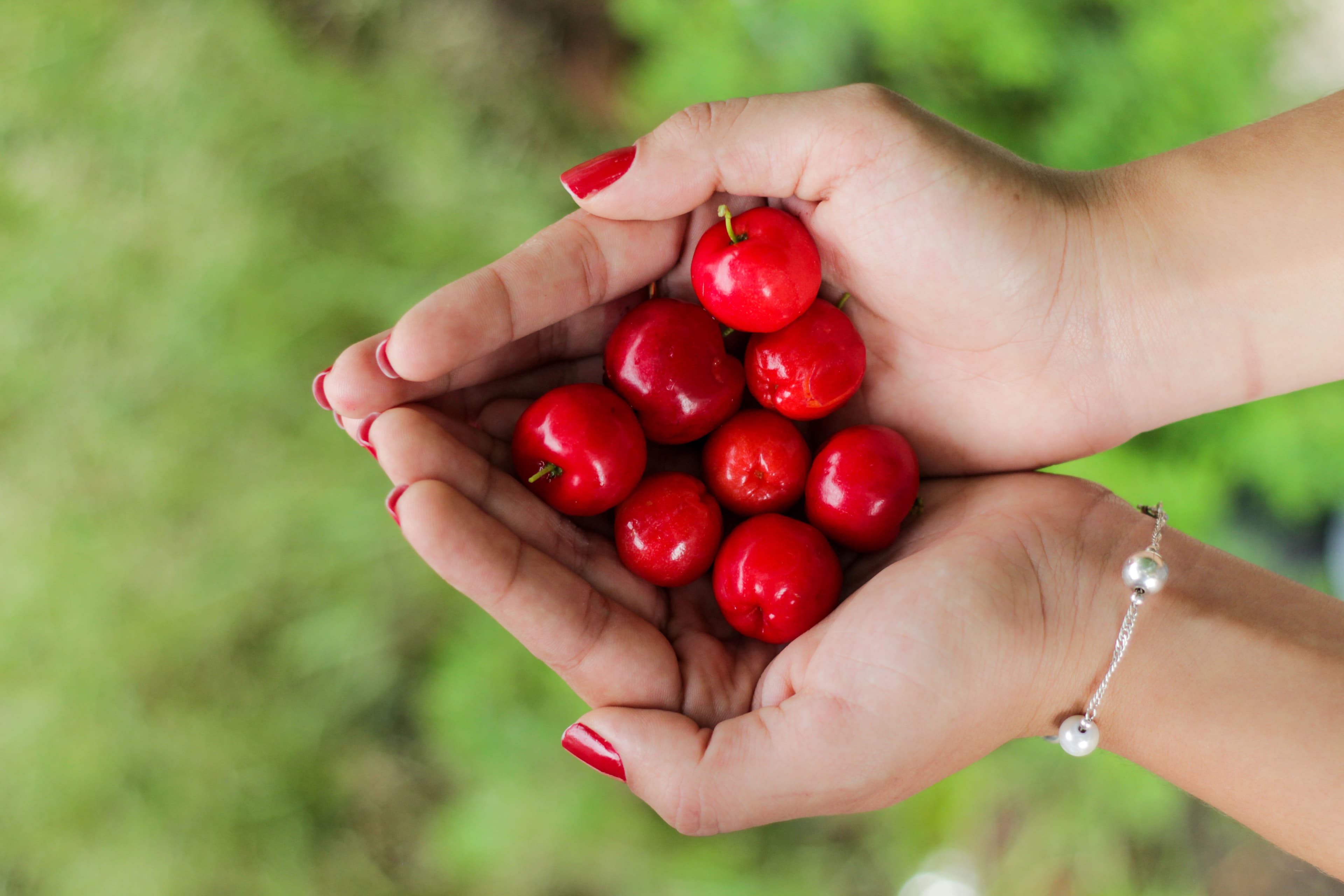 Closeup shot of healthy berry (Unsplash)
