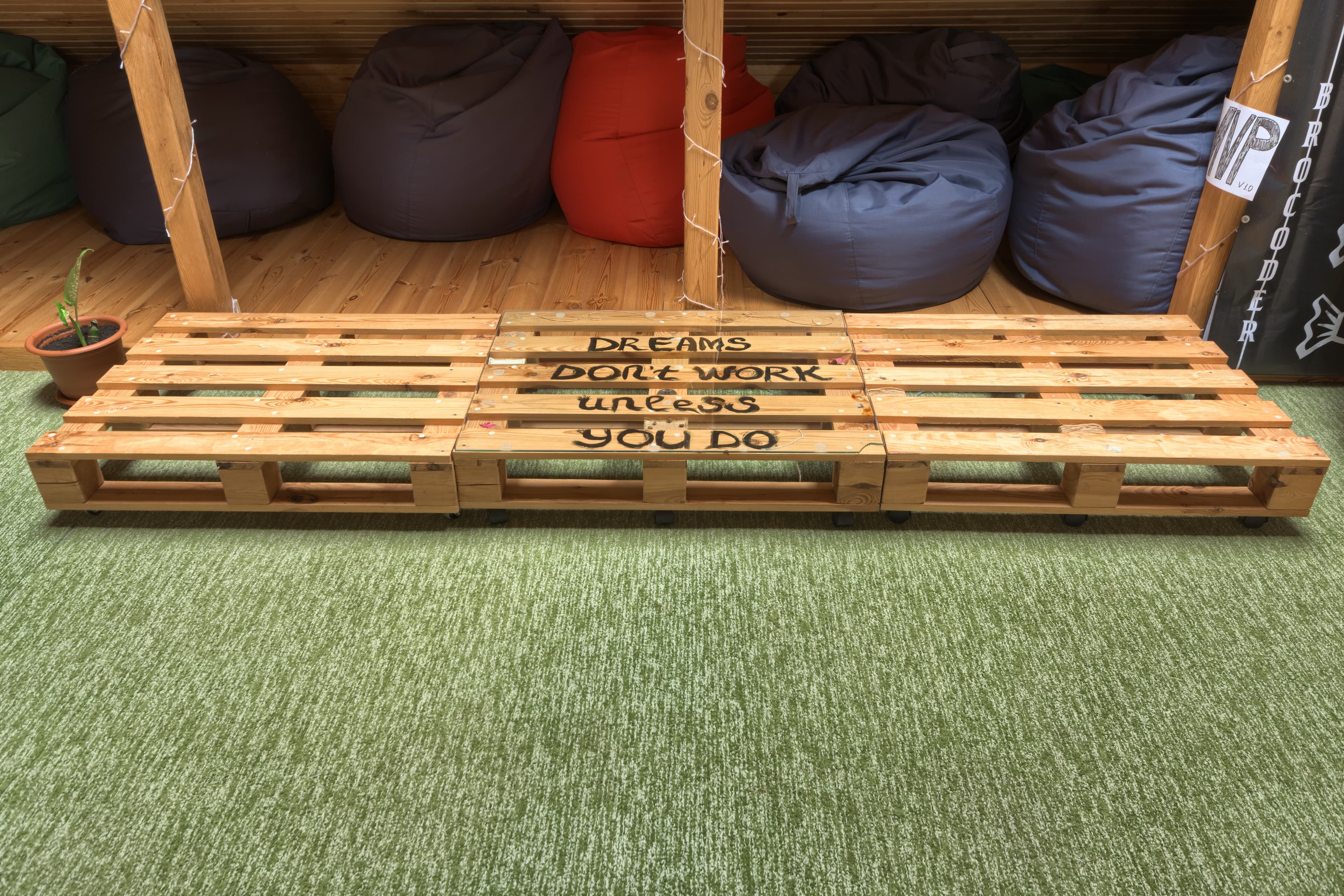 Pine Attic - 21 (Poly Haven)