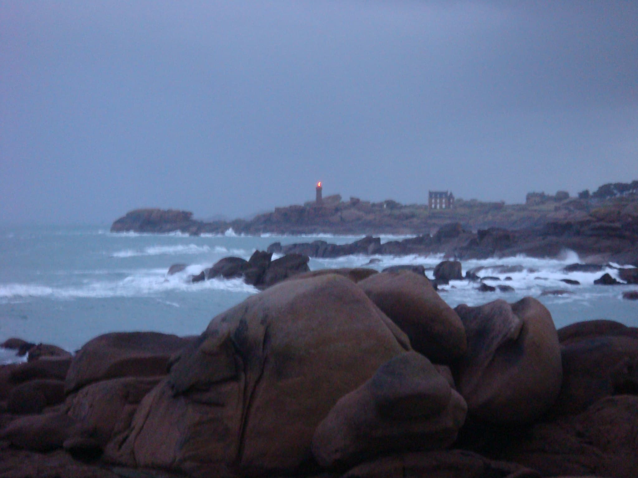 December 2007, coast of Tregastel 6