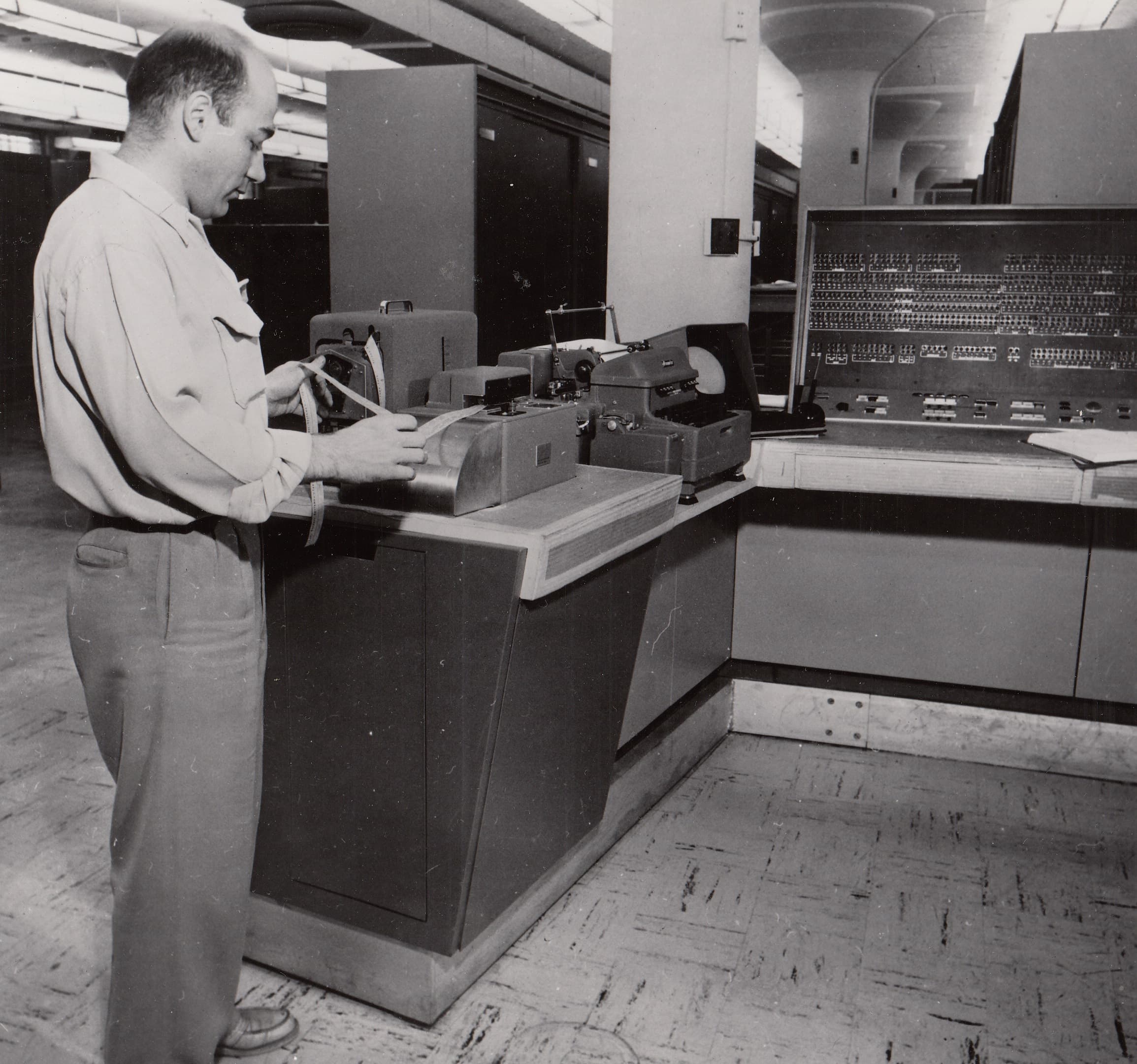 Univac 1105 with Ferranti Tape Reader