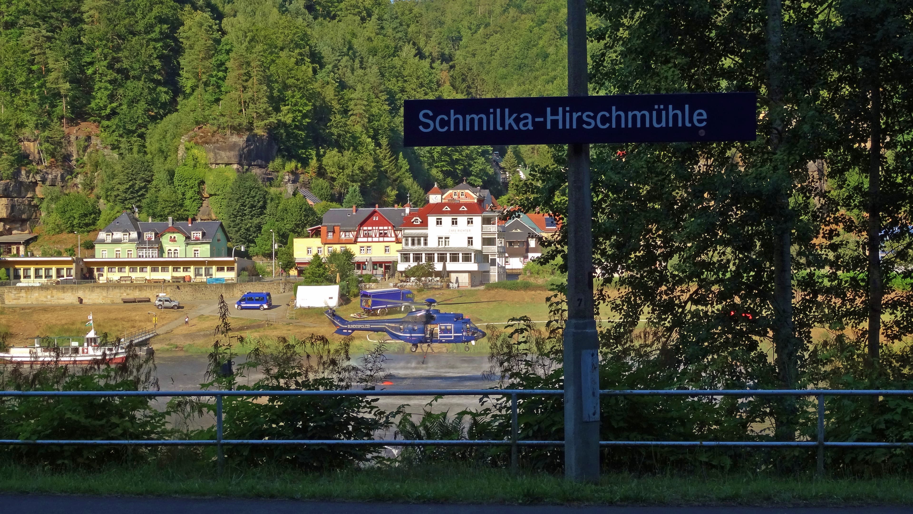 Aerial firefighting in Schmilka 4 8 2022 n4