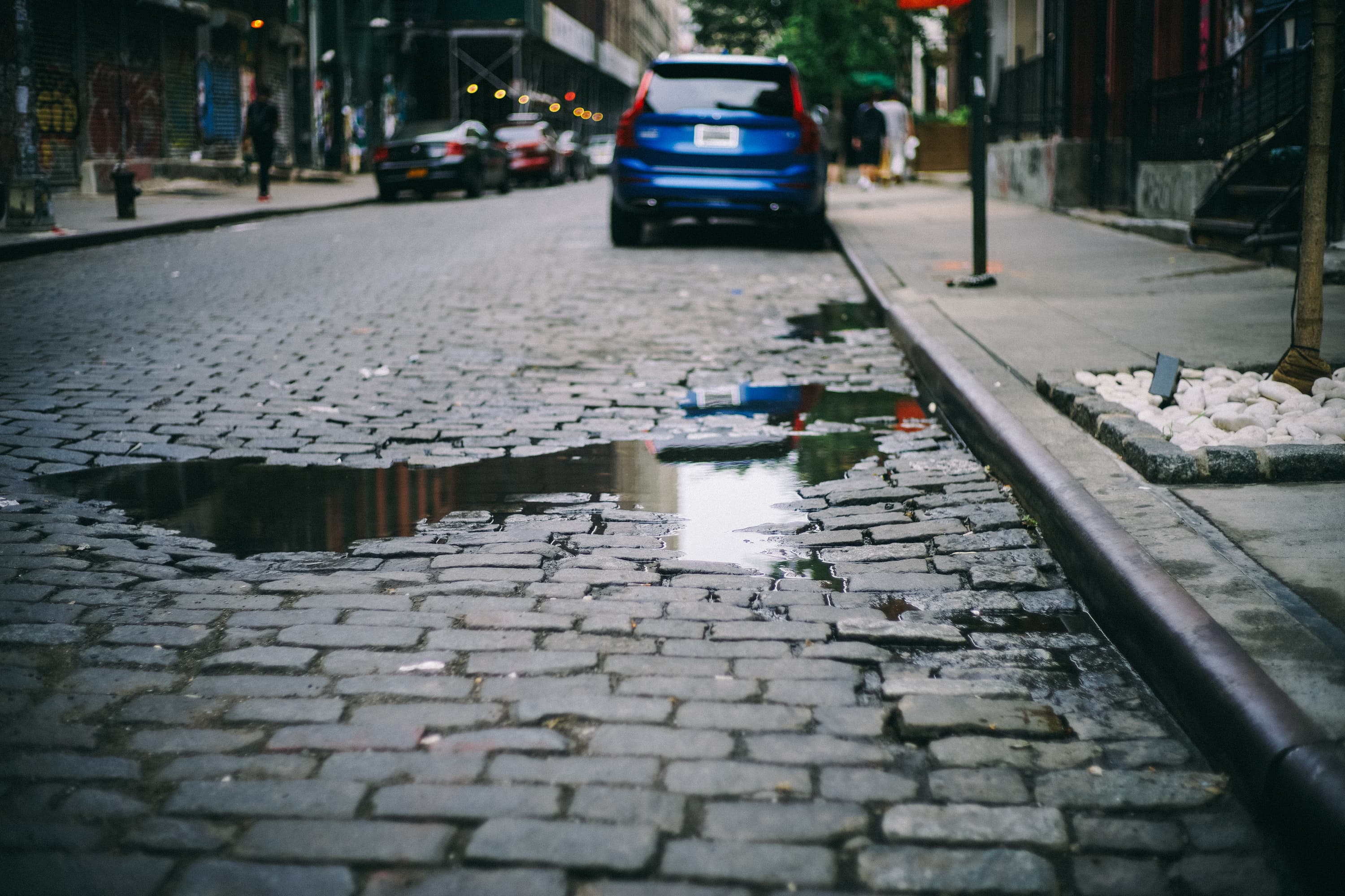 Cobblestone street (Unsplash)