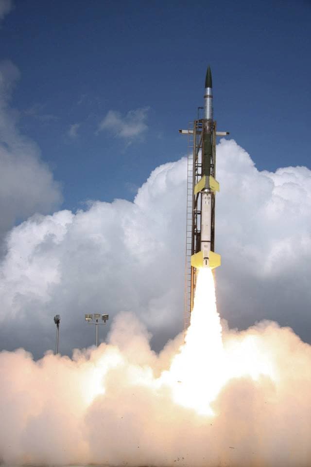 Daytime Dynamo Rocket Launch (9218456144)