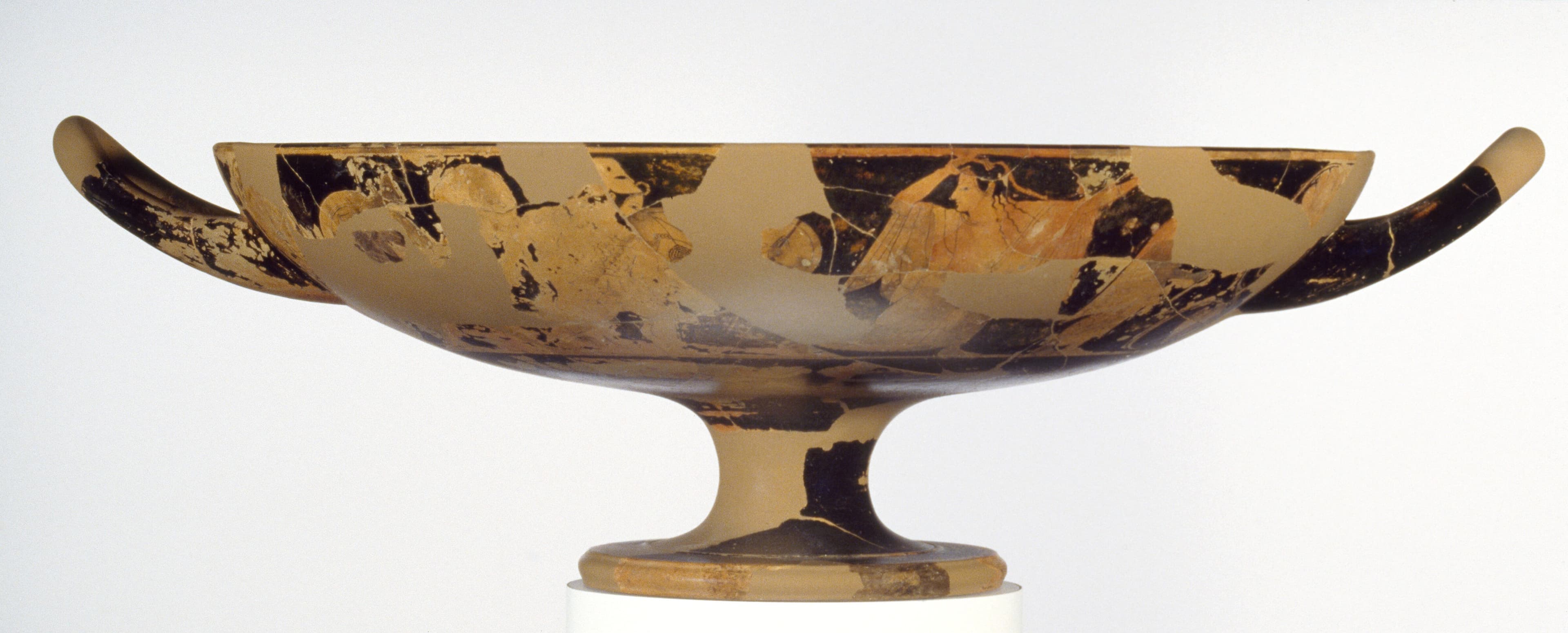 Fragmentary Attic Red-Figure Cup, by Euphronios (Getty 103TAC)