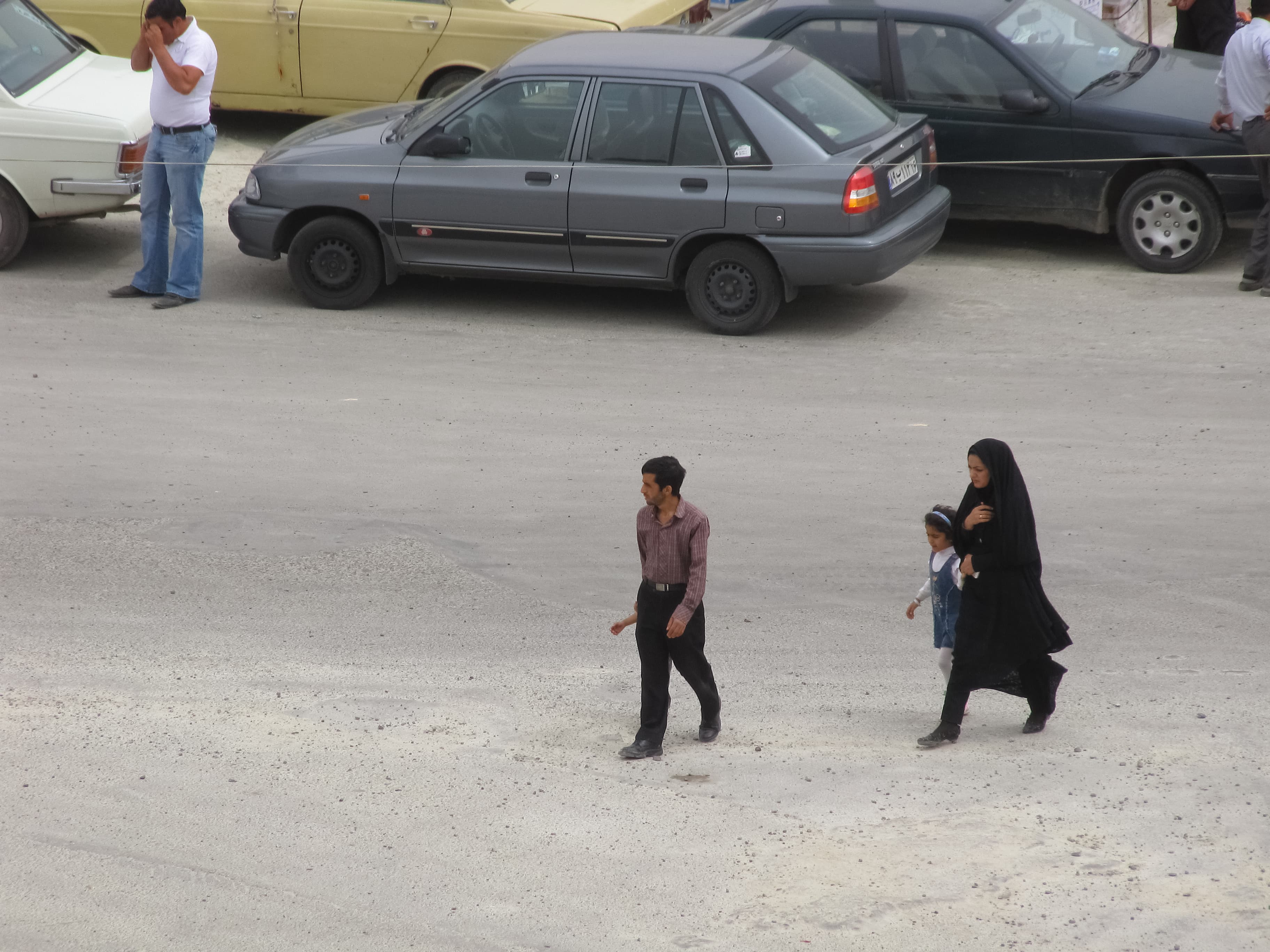 Markets, qom