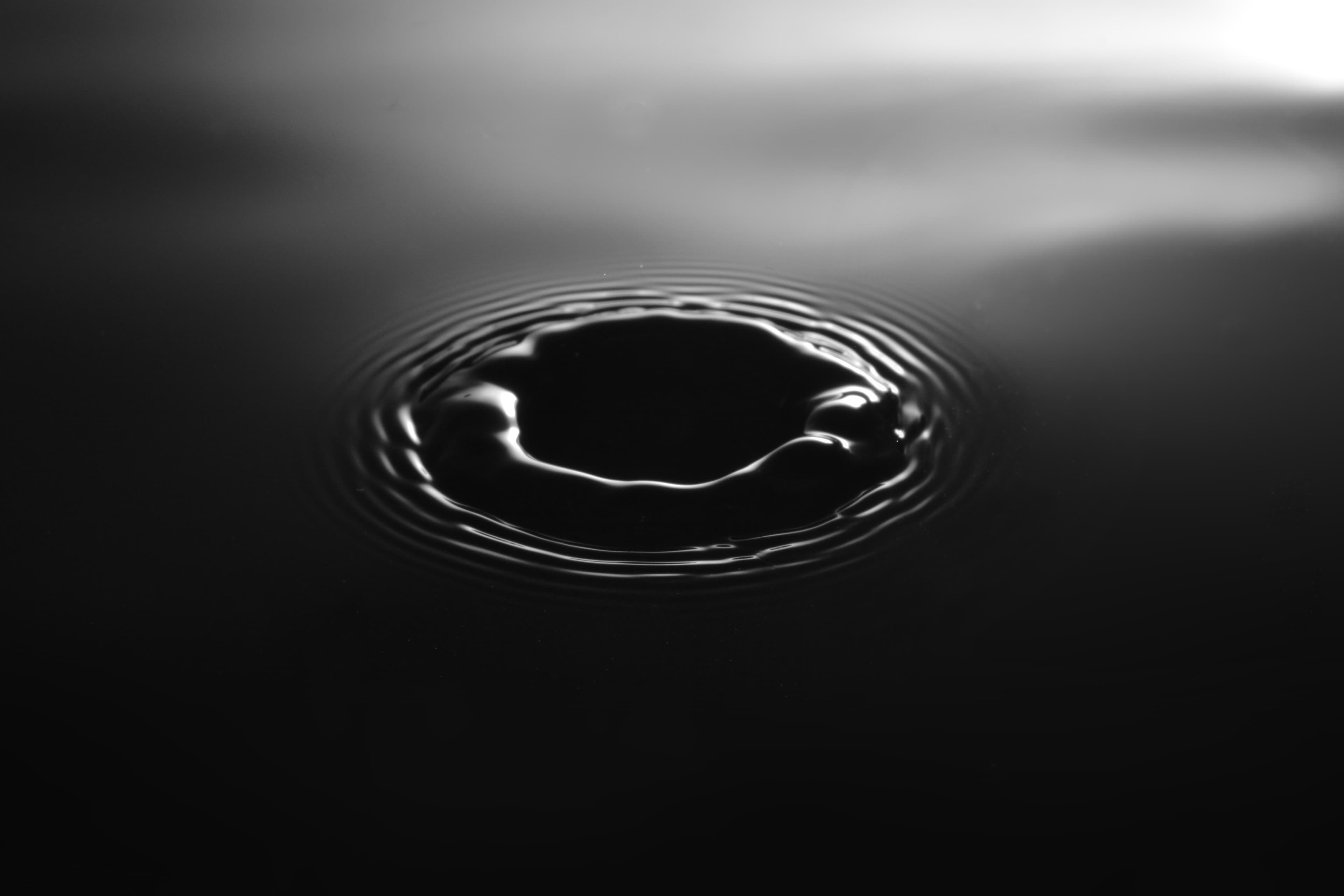 Monochrome water ripple (Unsplash)